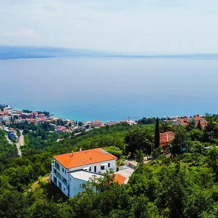 Villa White Pearl Diamond, Opatija Mit Meerblick & Pool Exterior photo