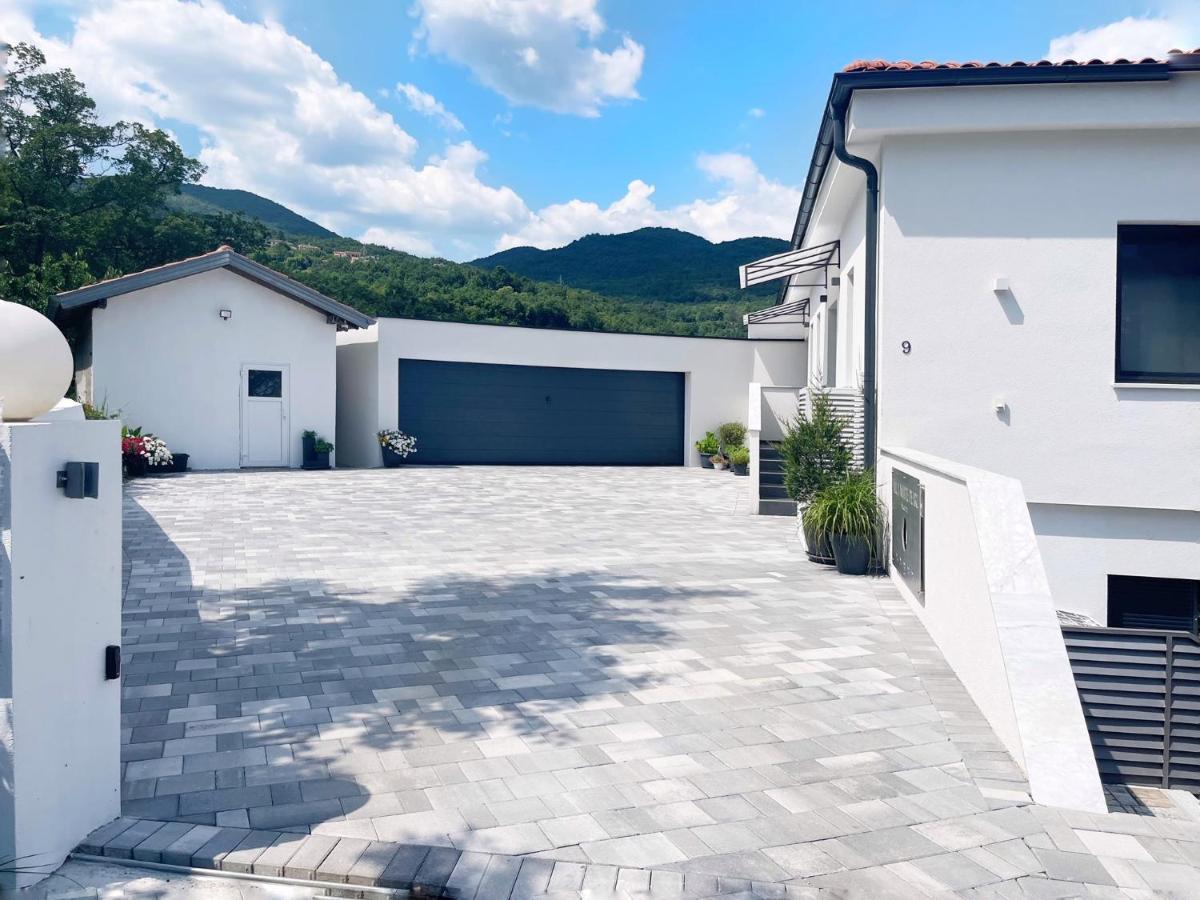 White Pearl Diamond, Mit Meerblick & Pool Opatija