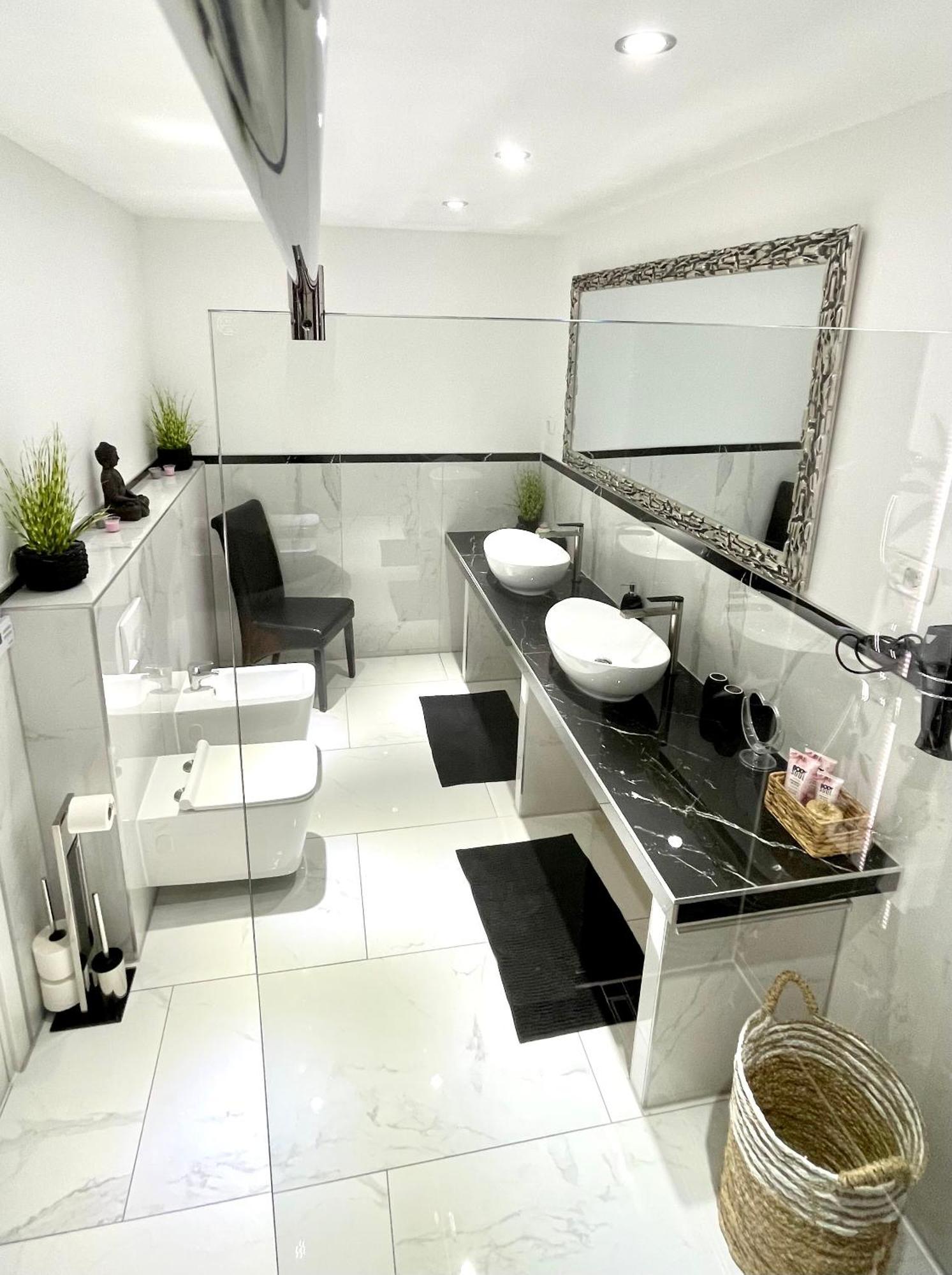 Villa White Pearl Diamond, Mit Meerblick & Pool *