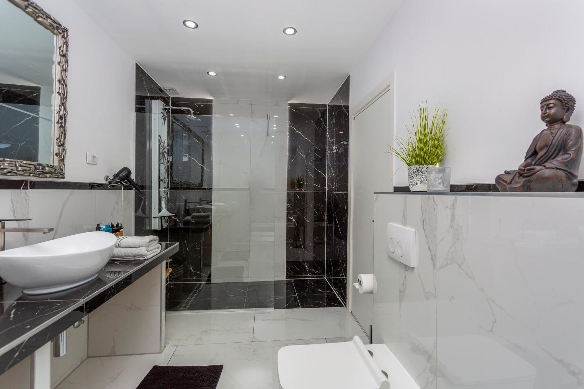 White Pearl Diamond, Mit Meerblick & Pool Villa Opatija