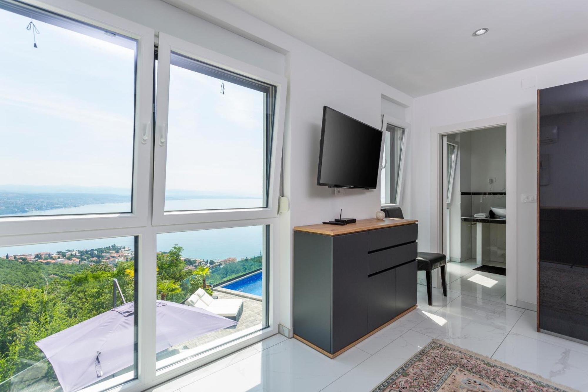White Pearl Diamond, Mit Meerblick & Pool Villa Opatija
